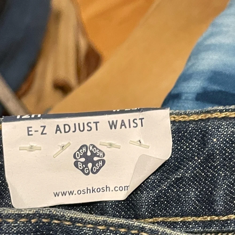 Oshkosh Boys Straight Jeans Dark Wash Size 12 NWT